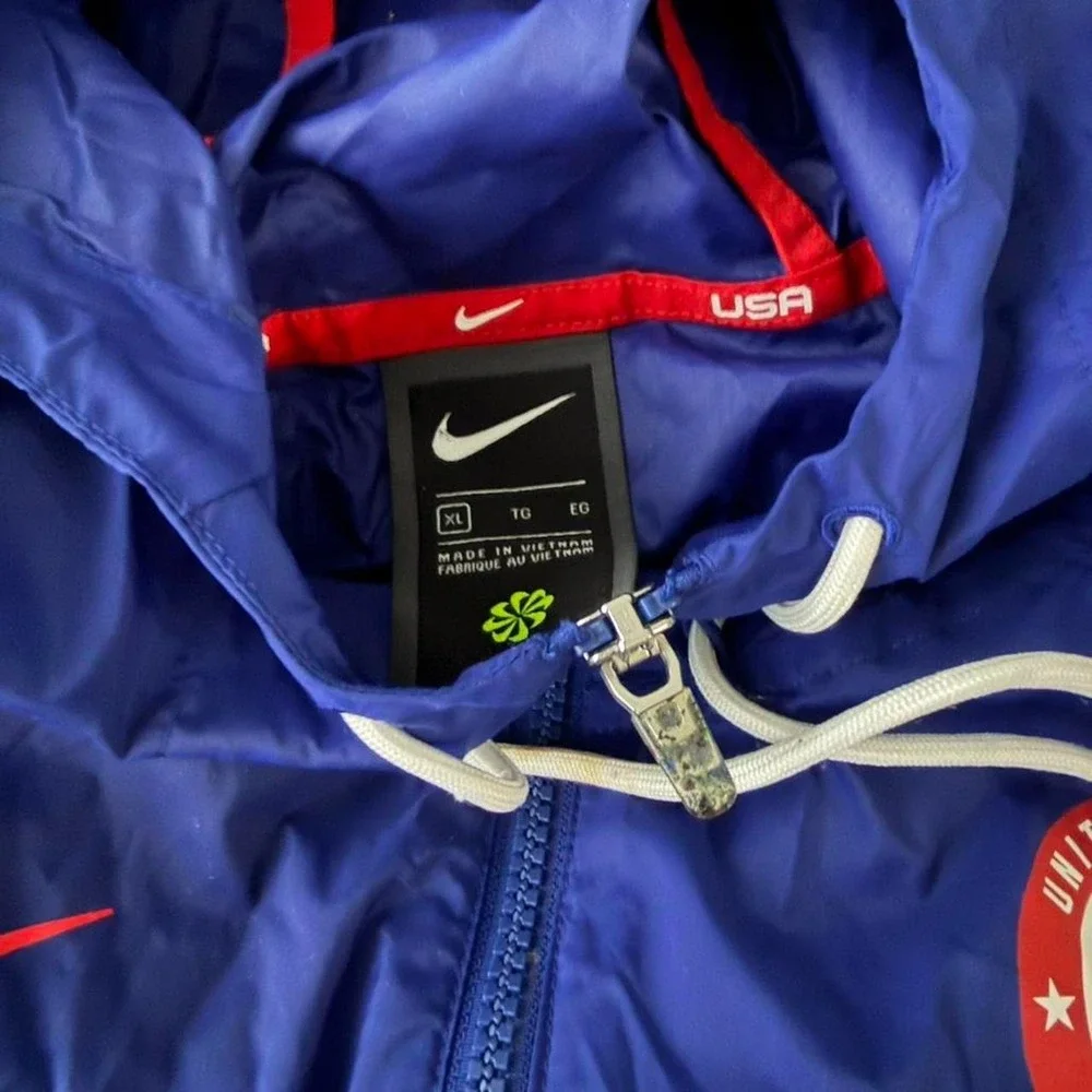 Nike blue USA Paralympic Team windbreaker jacket men Size XL